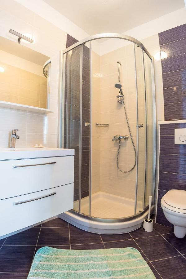 Apartmani Fides Lumbarda Chambre photo